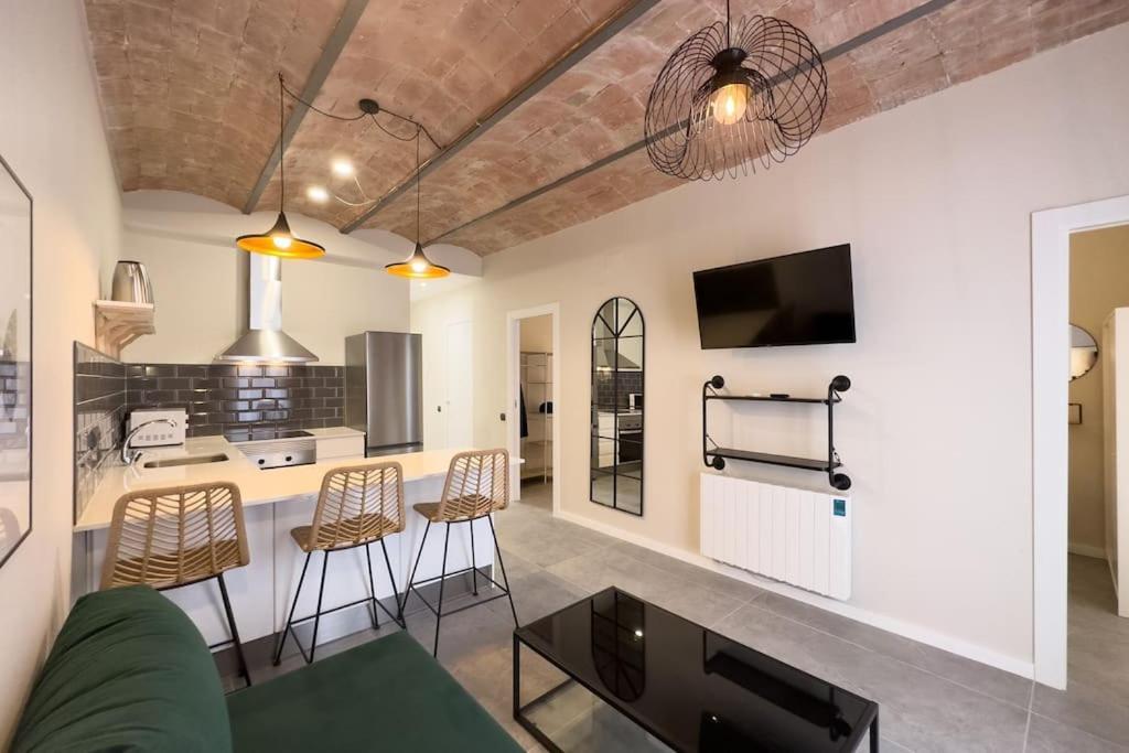 Bebarceloner Sants Apartments - 2 Bedrooms Exteriör bild