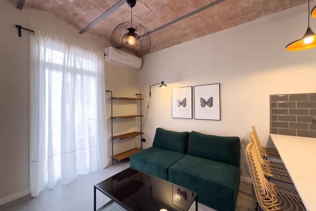 Bebarceloner Sants Apartments - 2 Bedrooms Exteriör bild